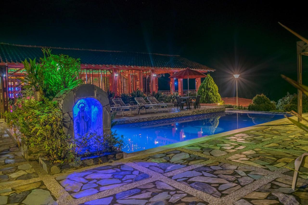 Hotel Campestre Solar De La Luna Albania  Exterior foto
